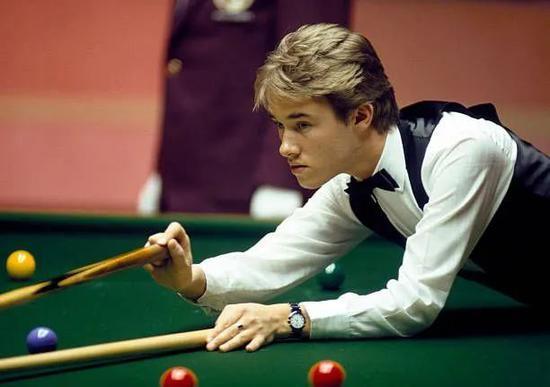 例如此前曼 例如此前曼