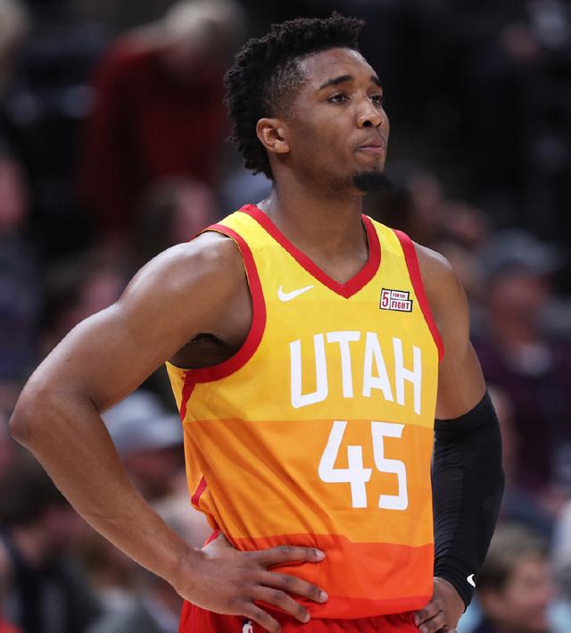 斯曼接手球 斯曼接手球