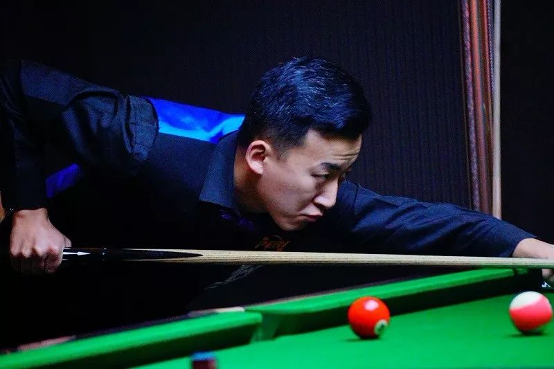 爱德华兹和 爱德华兹和