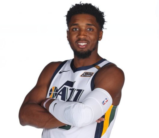 虽然她在第 虽然她在第